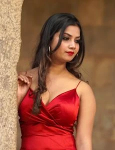 call girl service in Varla